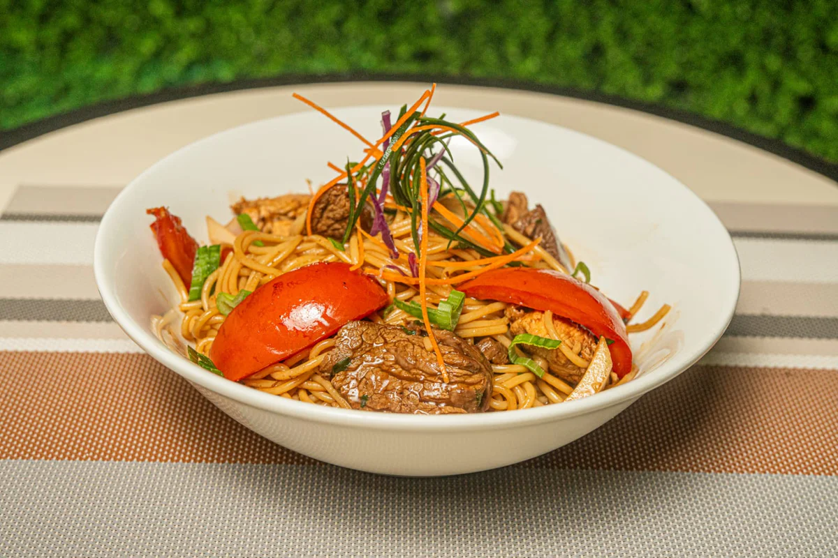 Tallarín Saltado de Carne