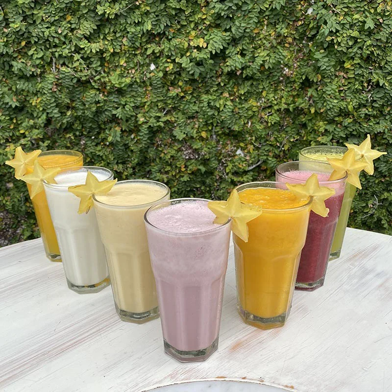 Jugo natural con leche